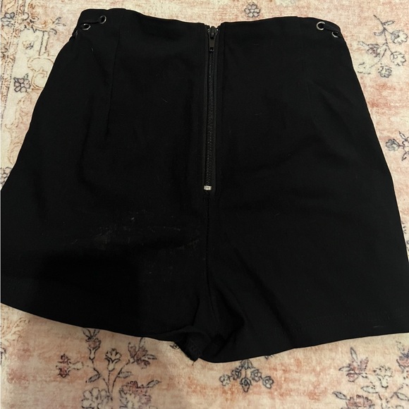 ⭐️BOGO tie skort with zipper - Picture 2 of 3